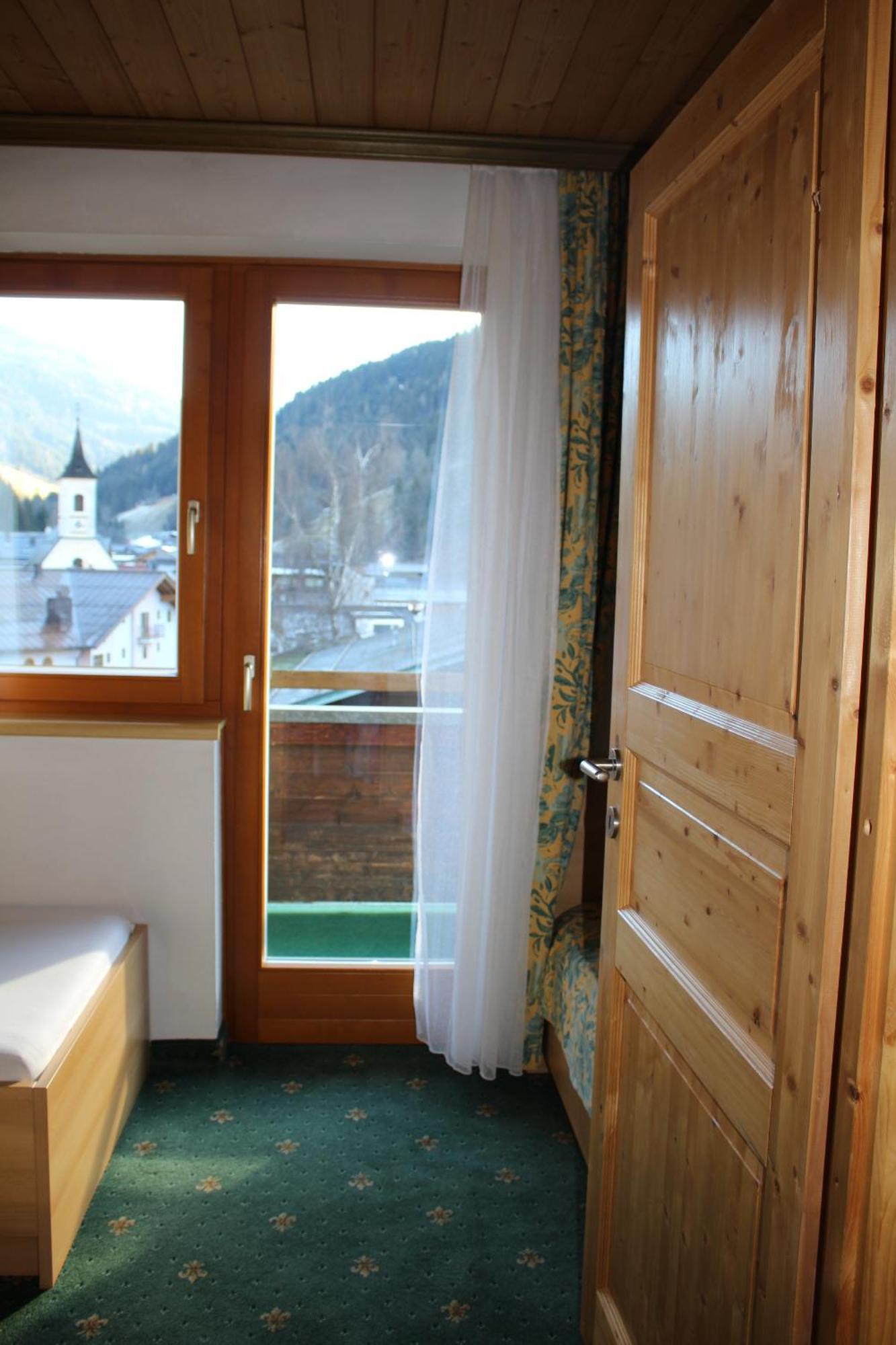 Haus Schoenleiten Wagrain Szoba fotó
